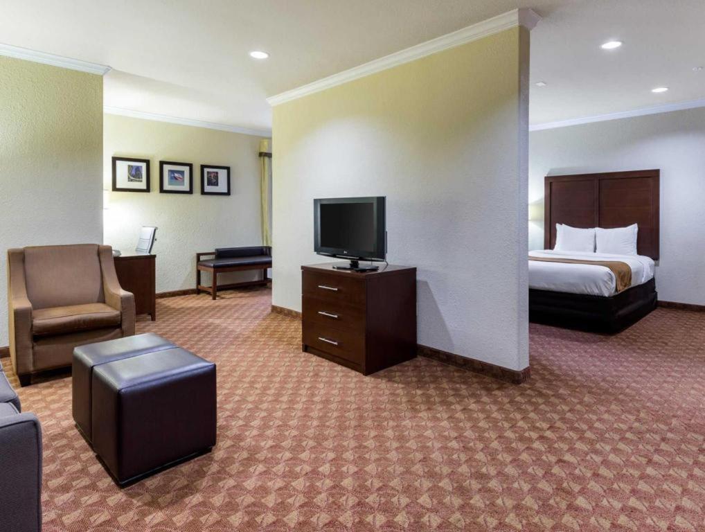 וובסטר Comfort Suites Near Nasa - Clear Lake מראה חיצוני תמונה