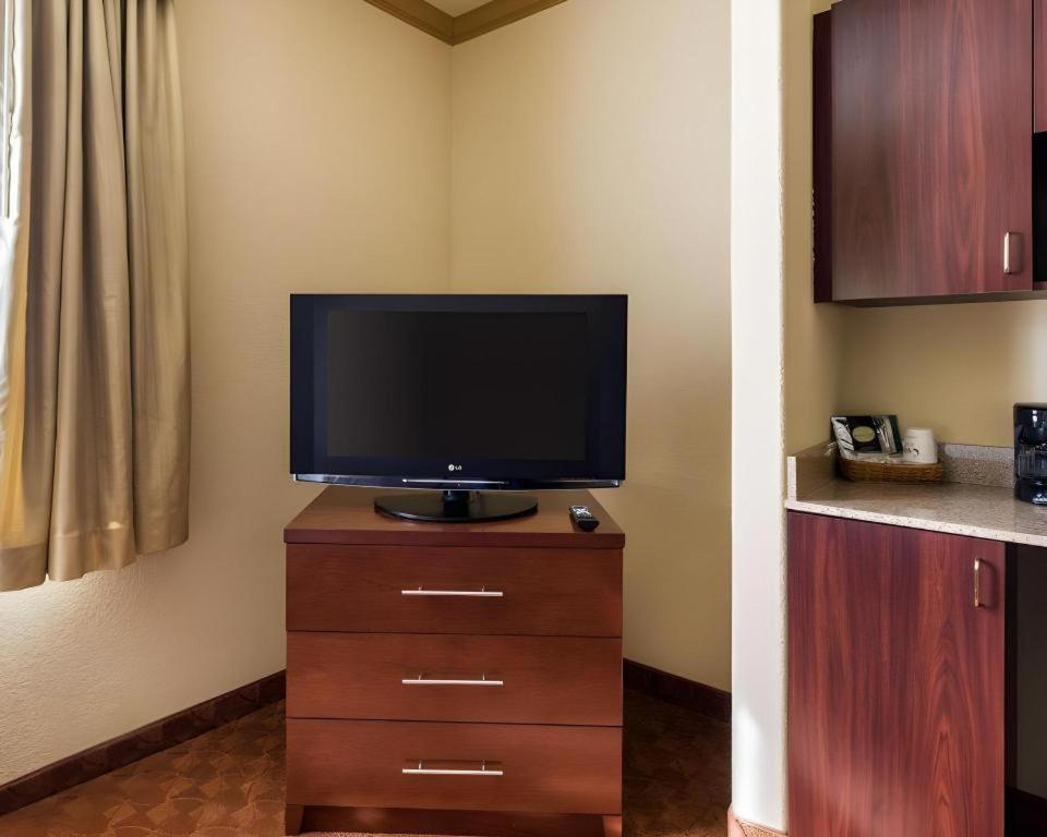 וובסטר Comfort Suites Near Nasa - Clear Lake מראה חיצוני תמונה