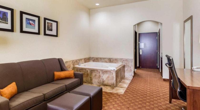 וובסטר Comfort Suites Near Nasa - Clear Lake מראה חיצוני תמונה